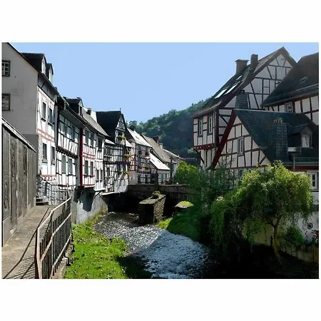 Huis Regina Met Sauna * Greimersburg
